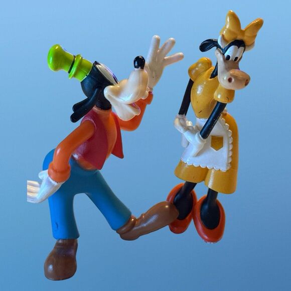 3 Disney Mickey & Friends Figures Clarabel Goofy & Daisy Duck A15 - Picture 2 of 12